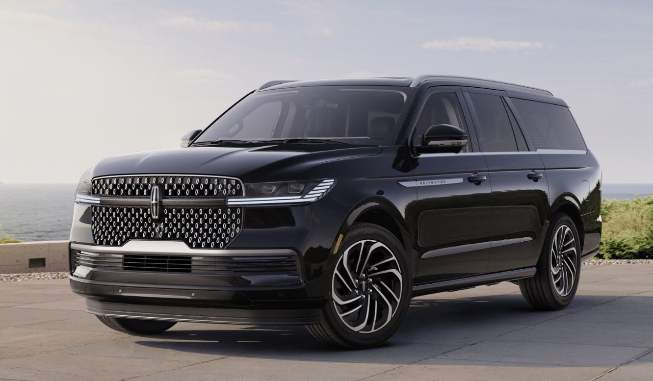 Lincoln Navigator L for winery VIP guest transportation